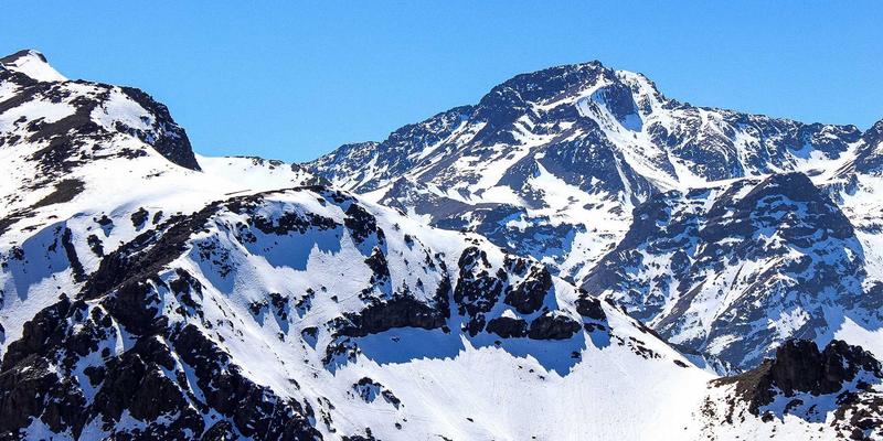 精准高效,重塑品质:合力剪刀如何成为汽车内饰皮革裁剪的“隐形冠军”